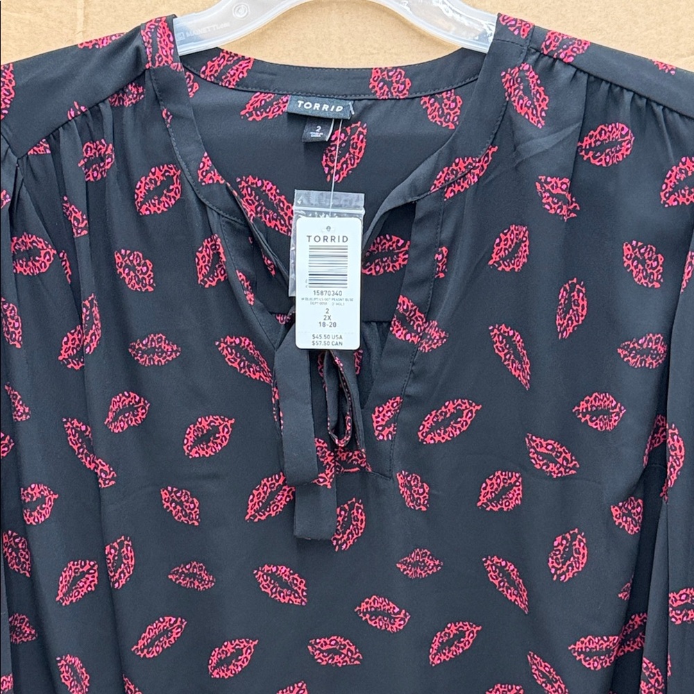 Torrid Black Top with Red Lip Pattern